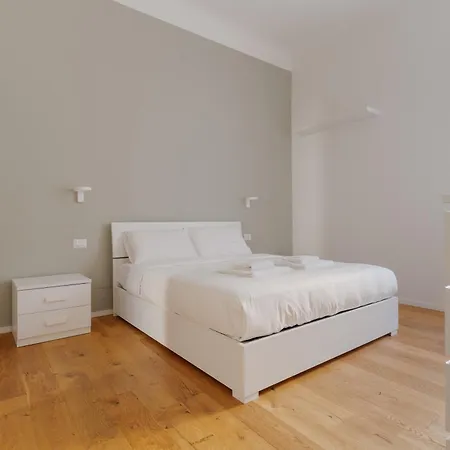 Guesthost - M5 Isola Cozy Lejlighed Milano
