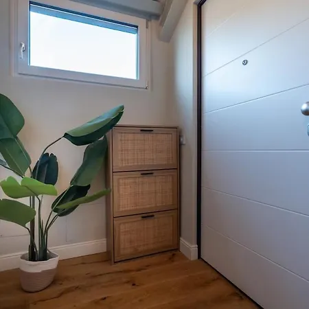 Attic Design - Duomo 15 Min - Free Wifi Apartment Milan