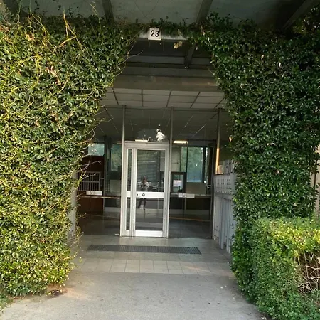 Blue House * Mailand