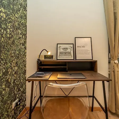 The Artist's Nest - On The Navigli *