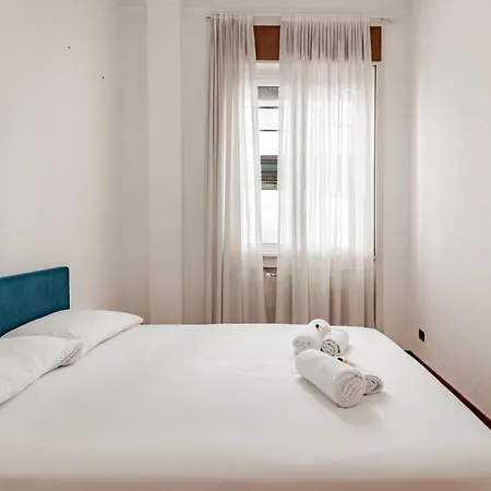 Spacious With Three Bedroom And Large Kitchen 米兰