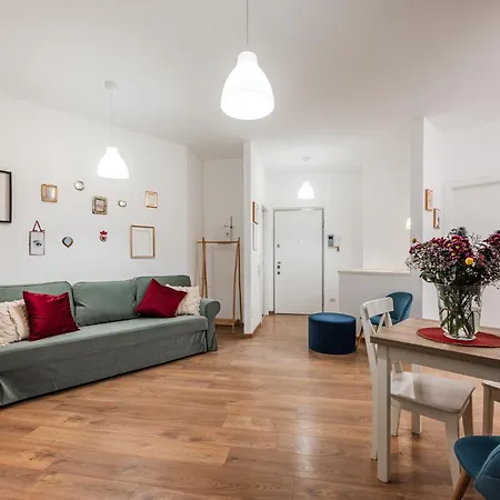 The Botanical Court - Secret Patio In Porta Venezia * Mediolan