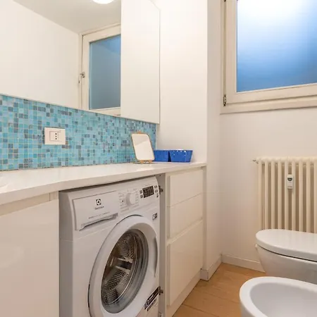 Terrazza Di Lusso In Porta Venezia, 1bdr Con Ac *