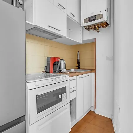 Alz54 Navigli Bright View Of The Navigli *