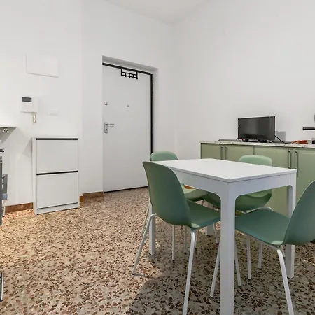 Frapolli 40 Elegant * Μιλάνο