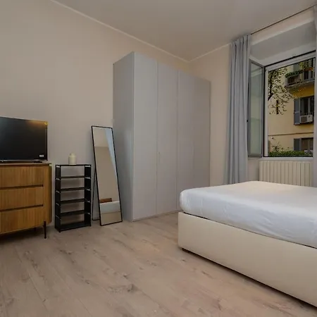 Living Arco Della Pace Appartement