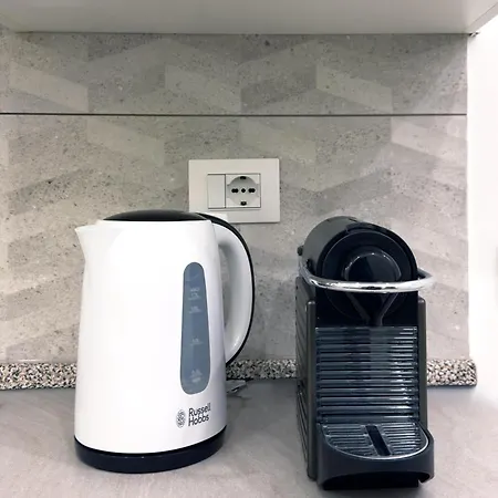 Comfort Living アパート *