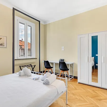 Classy With 2 Bedrooms Apartman Milánó