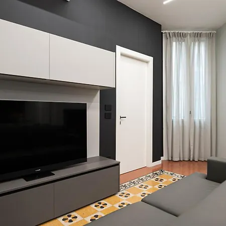 Apartamento Italianway Comfort - Monte Nevoso 8 *