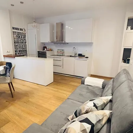 Bilo Lumiere - 1 Bedroom - Close To Gambara M1 And Tolstoj M4 Mailand