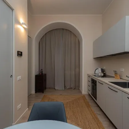 Living Arco Della Pace *