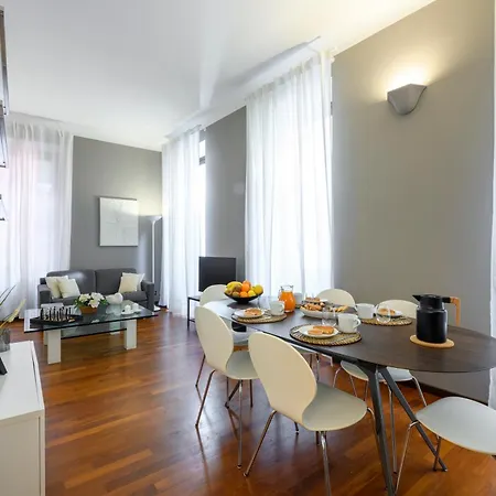 Borromei, 11 - Eleganza In Pieno Centro * Milánó