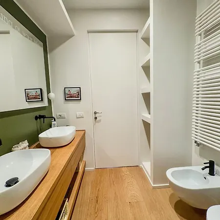 Elegant In The Heart Of Brera Apartman