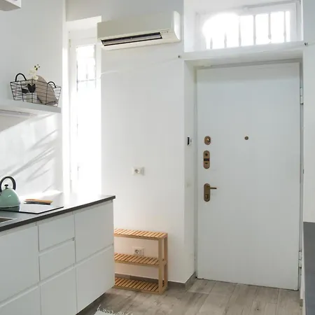 Appartement Cozy Navigli Loft Milaan
