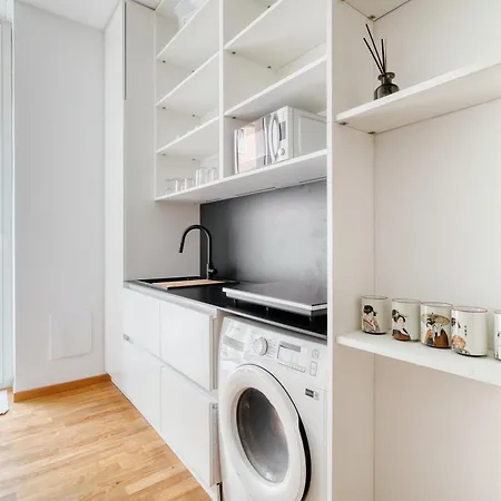 Just Urban - Exclusive 1br Center With Balcony * Milán