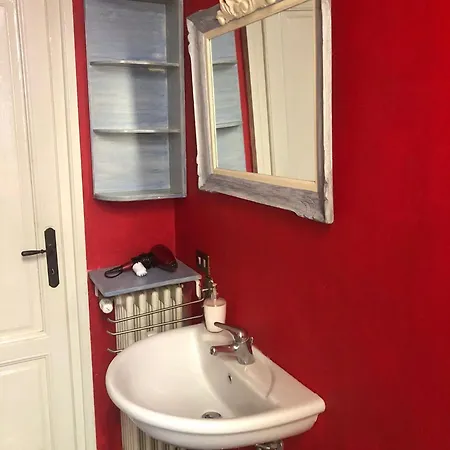 Cozy Three Close To Porta Venezia