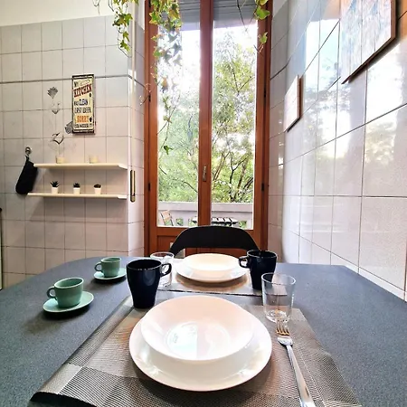 Appartement Navigli Elegant With Park View