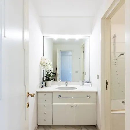 Luxurious - Wifi & Ac Free * Mediolan