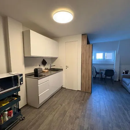 San Siro Apartment, Apartment