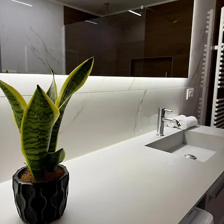Appartamento Luro - Suzzani 98 Milano