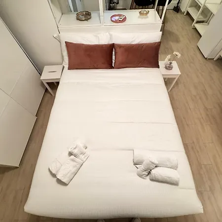 דירה Romantic Nest - Authentic - Watt Road