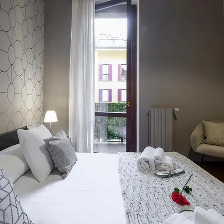 Borromei, 11 - Eleganza In Pieno Centro شقة