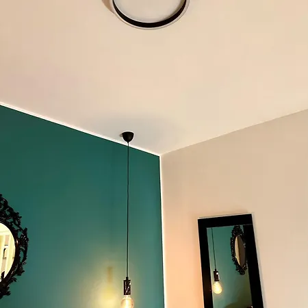 Sandrix - Stylish And Exclusive In Tricolore Apartamento