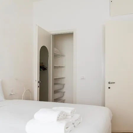 Youhosty - Porta Romana 51 شقة *