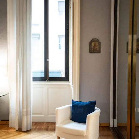 The Moscova Gallery House شقة