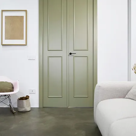 Apartment Design With Private Street Entrance