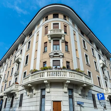 Family-friendly In Isola District Apartman