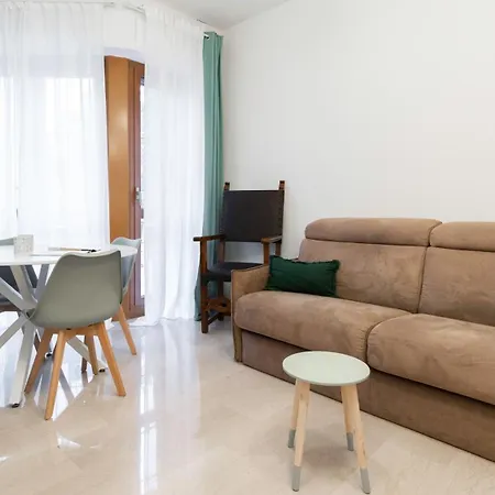 Uguzzone 21 Apartman *