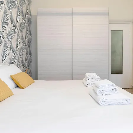 Uguzzone 21 * Milánó