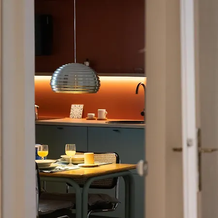 Chic Design 80 Sqm - Sleeps 6 - Metro 2 Min Apartamento Milão