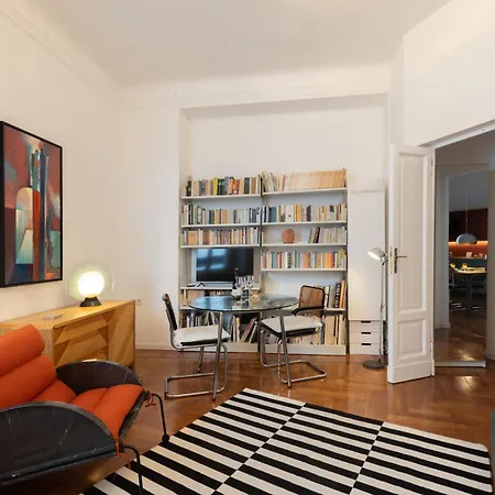 Chic Design 80 Sqm - Sleeps 6 - Metro 2 Min