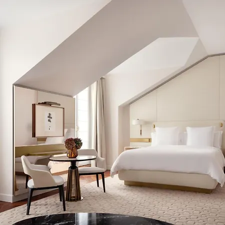 Four Seasons Ξενοδοχείο 5*