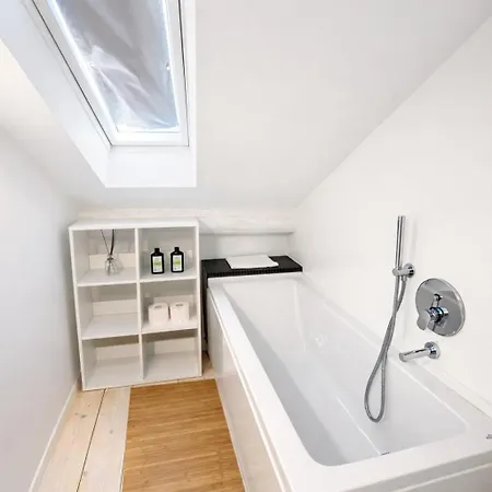 2 Levels Navigli Family Loft - 110Mq, 2Br, 2Bath, 6 Guests Milan