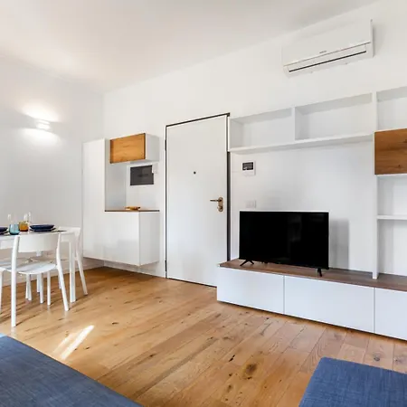 Ray 8 San Siro-fiera Apartman Milánó