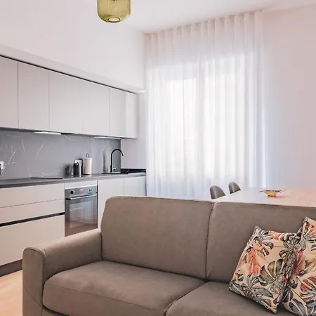 Ξενοδοχείο με διαμερίσματα Sempione11suites