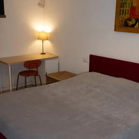 Central Milan Apartment *