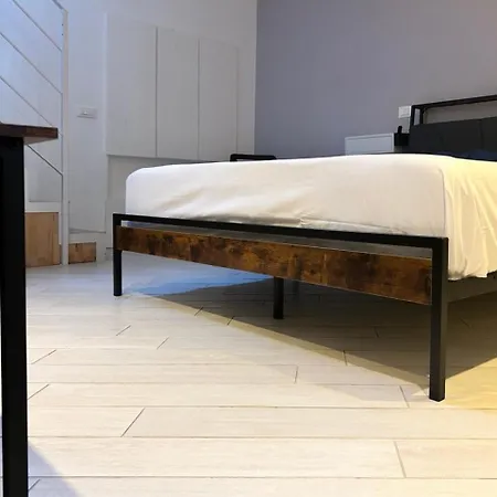 Domusmi Fontanelli 17 *