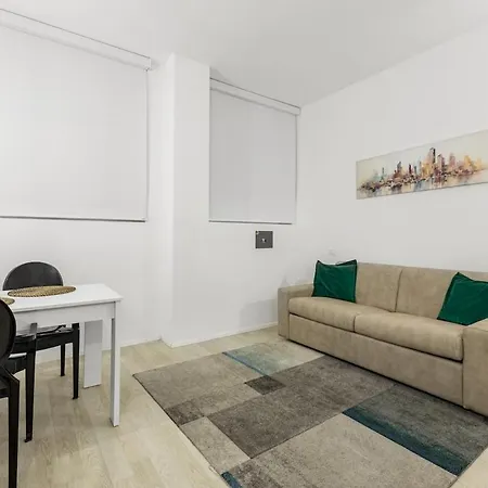 Modern - Stadio - Metro - Washington