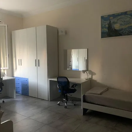 Pi Rossi 52 * Milánó