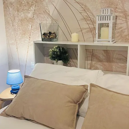 Paradise House Intero Apartman