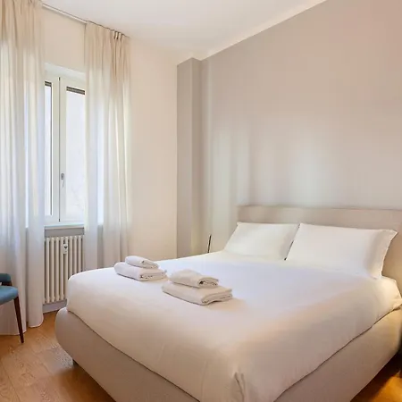 Lägenhet Easyhomes - Piazza Erculea Milano