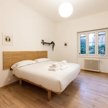 Apartament I-host - Rombon 38