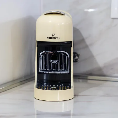 Modern - Stadio - Metro - Washington ミラノ