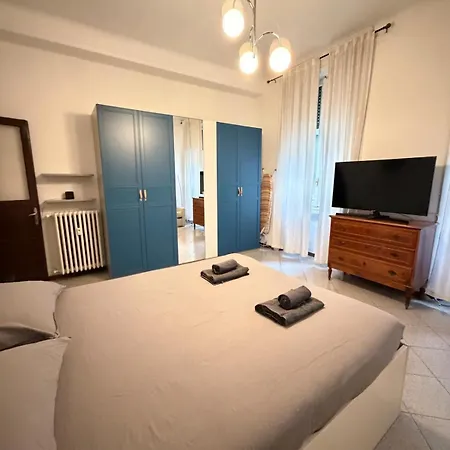 Near Station Buenos Aires Side Milánó