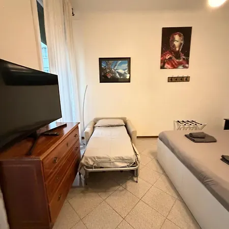 Near Station Buenos Aires Side Milánó