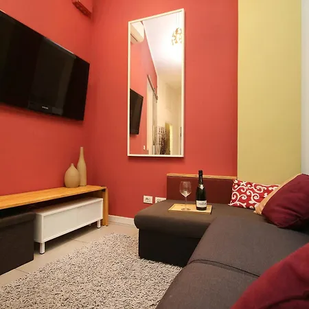 Appartamento Wi-ro Via Battistotti Sassi - A Pochi Passi Da Studi Milano